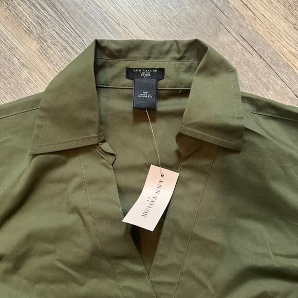 Ann Taylor Petite Blouse Button-Up Green Cuffed Sleeves V-neck Size 10P - Picture 4 of 6